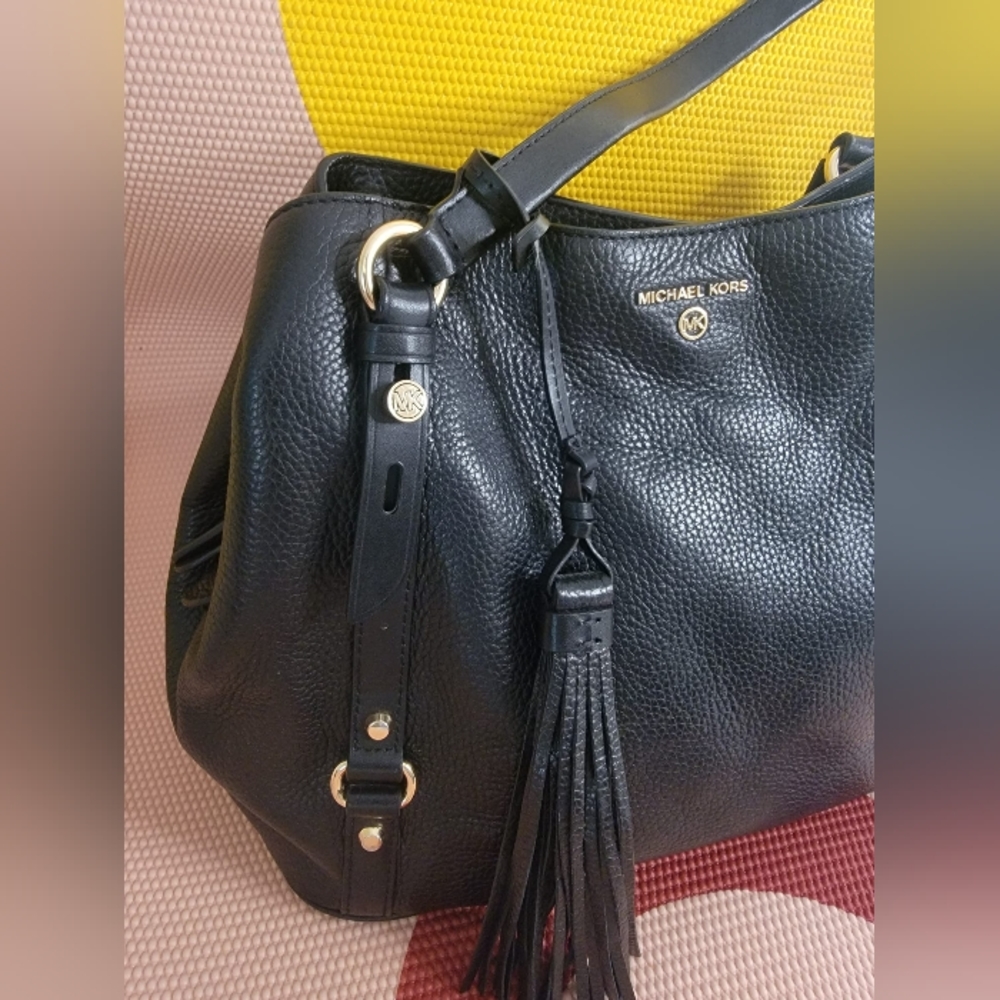 👑LOWSTART Excellent Used Condition Leather 3 Compartment MK Shouldebag - Picture 13 of 13